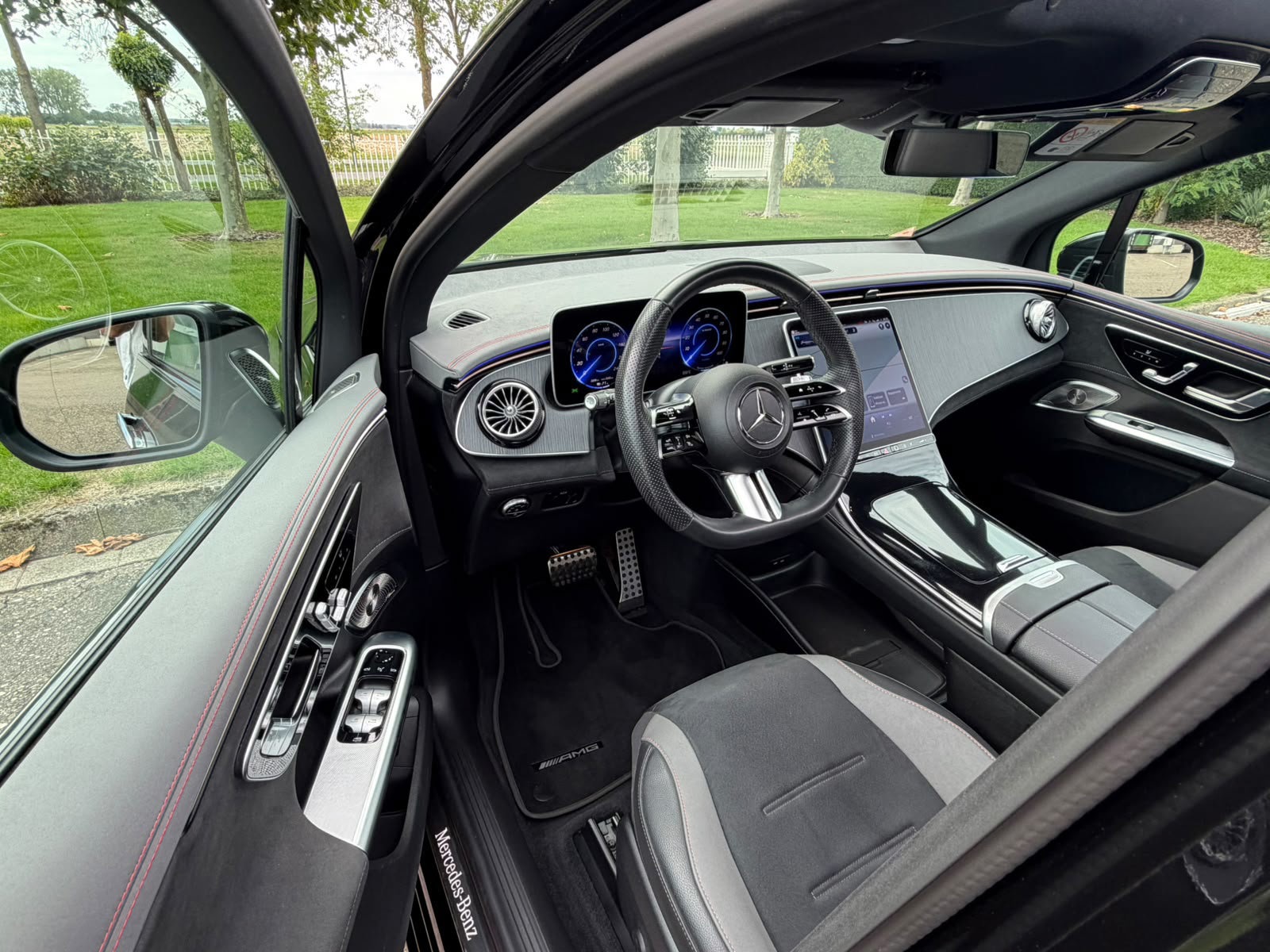 Mercedes-Benz EQE SUV 350 (2025), foto 20