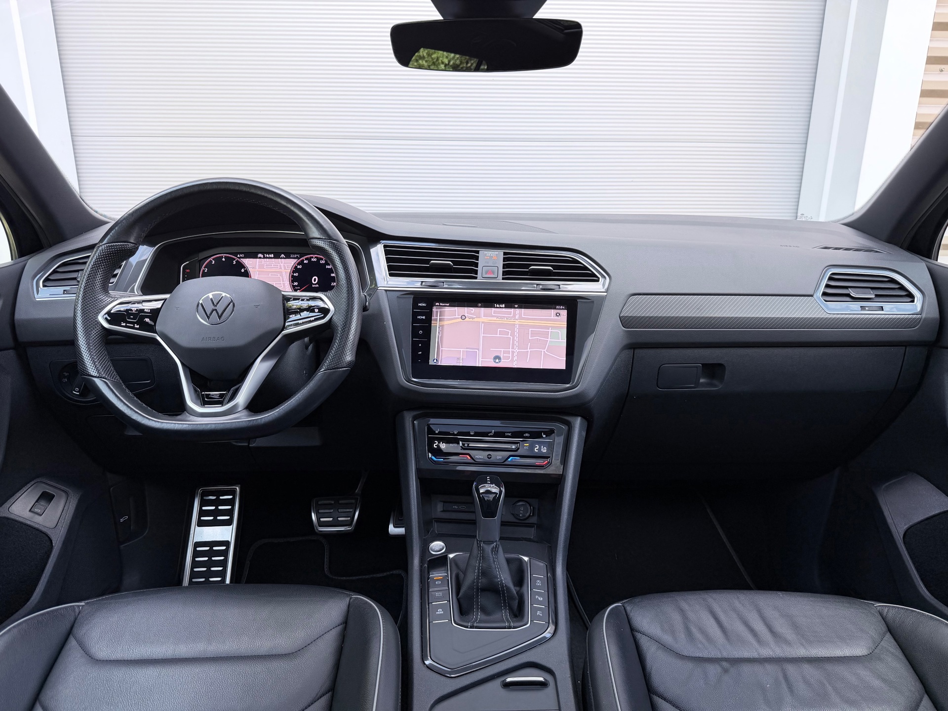 Volkswagen Tiguan 1.5 TSI R-Line (2021), foto 8