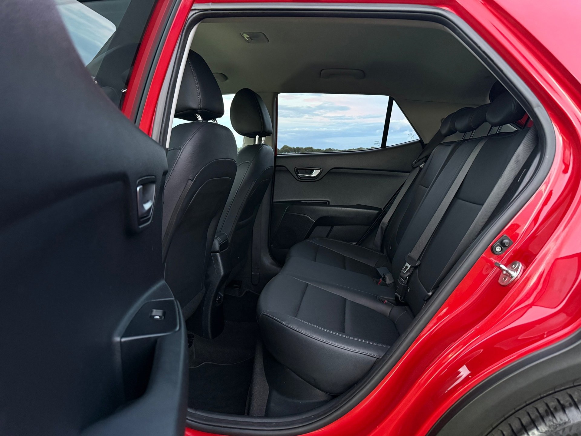 Kia Stonic 1.0 T-GDi ExecutiveLine (2018), foto 8