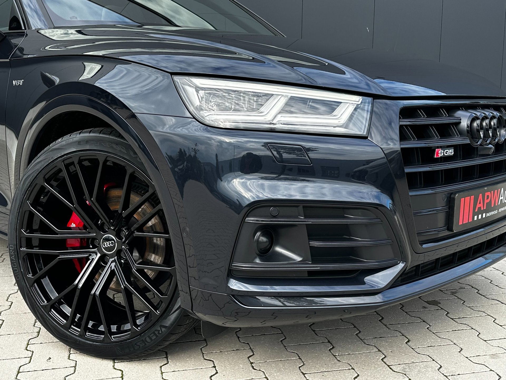 Audi Q5 3.0 TFSI SQ5 quattro (2018), foto 2