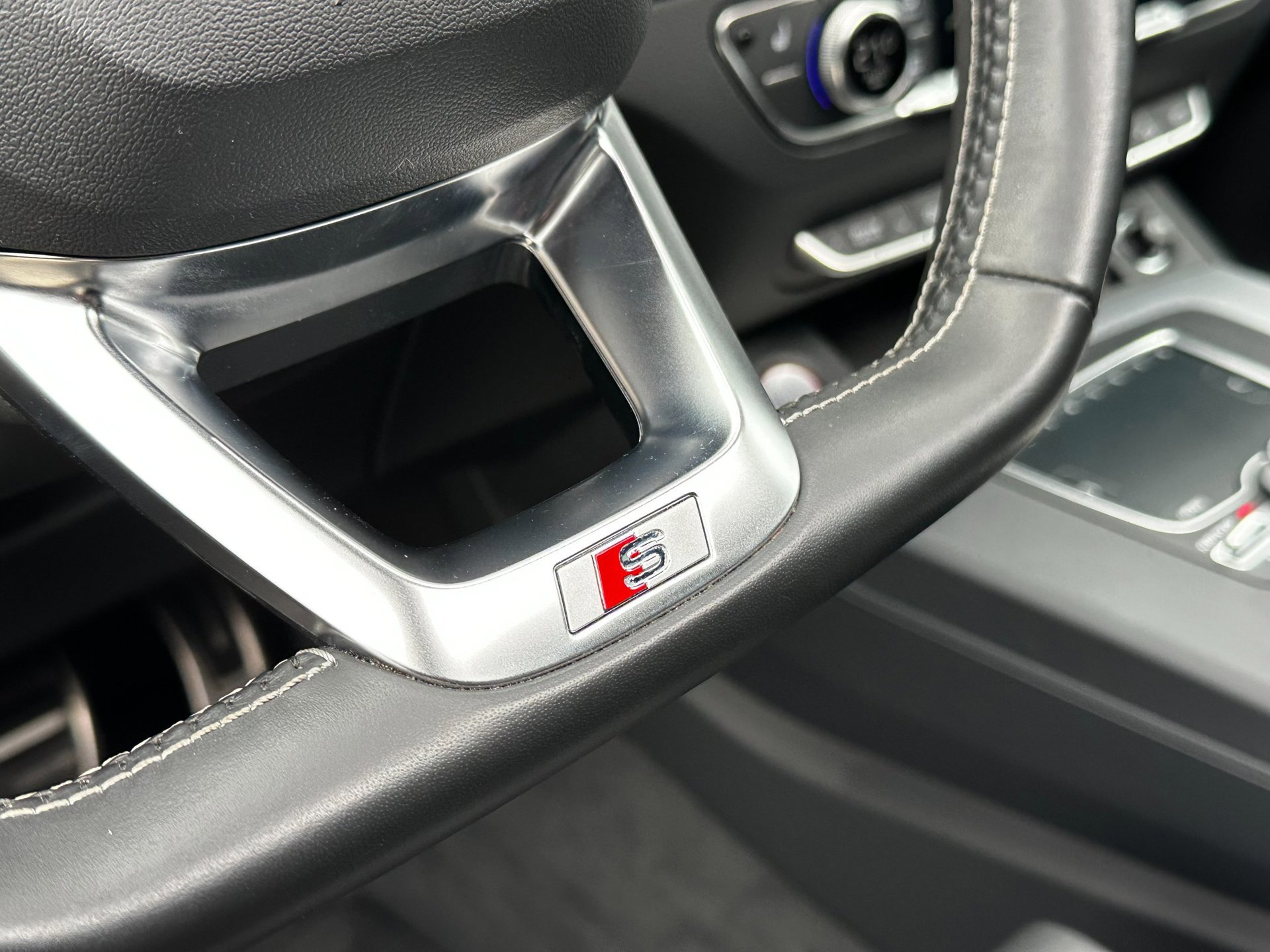 Audi Q5 3.0 TFSI SQ5 quattro (2018), foto 24