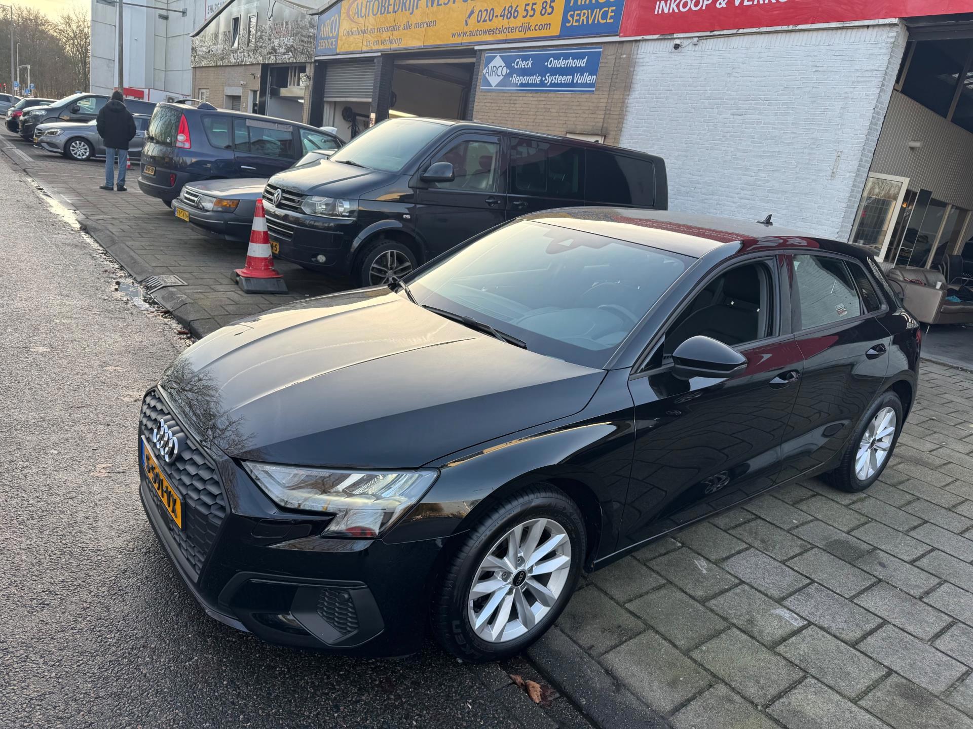 Audi A3 Sportback 30 TFSI Pro Line (2023), foto 2