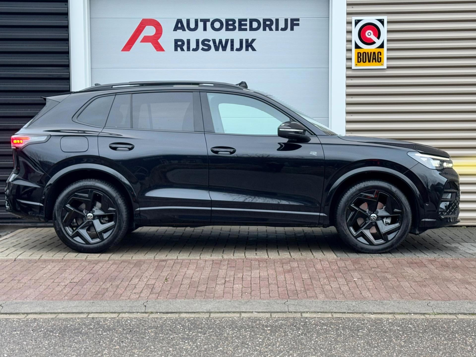 Volkswagen Tiguan 1.5 eTSI R-Line (2025), foto 5