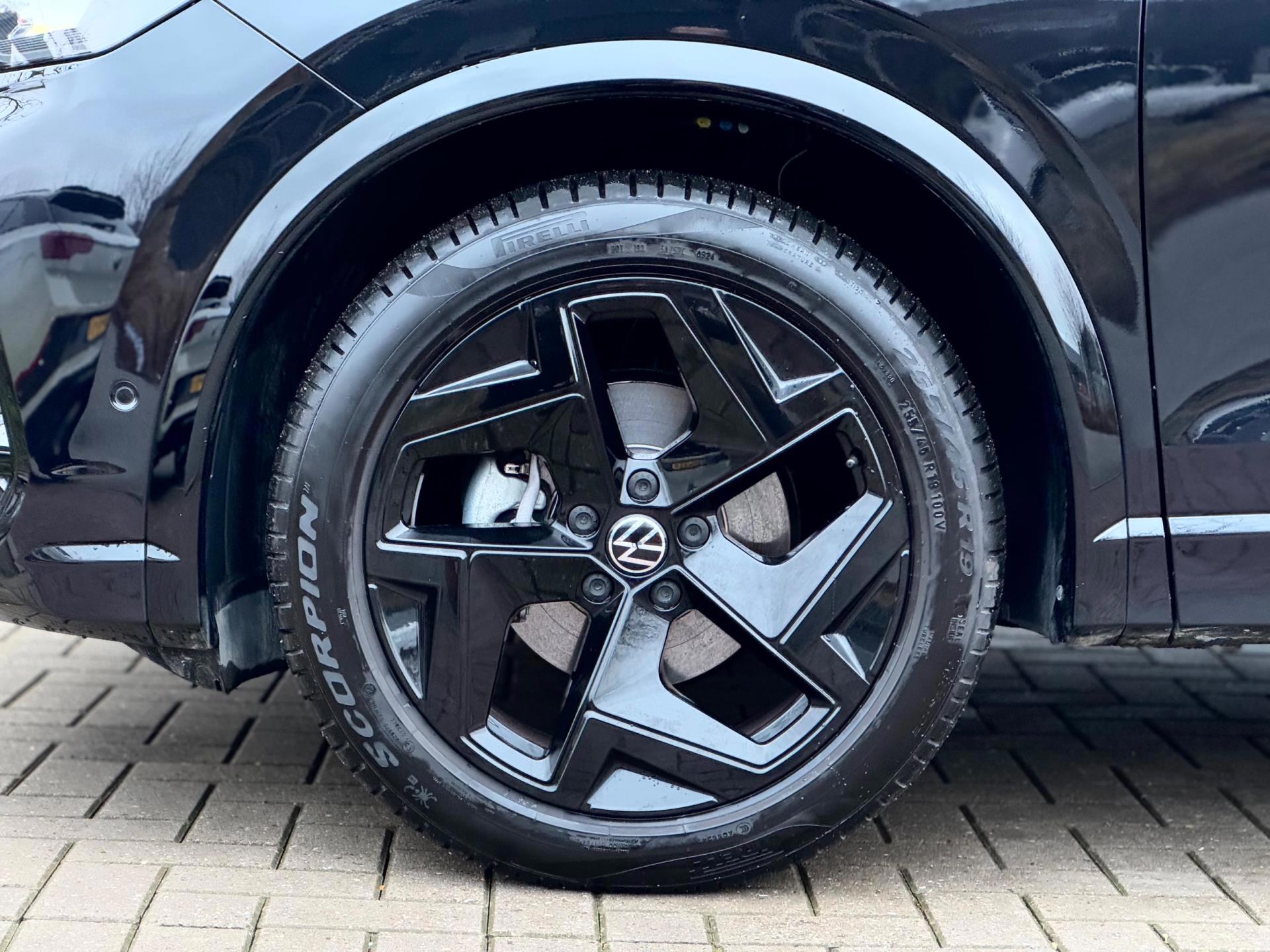 Volkswagen Tiguan 1.5 eTSI R-Line (2025), foto 7
