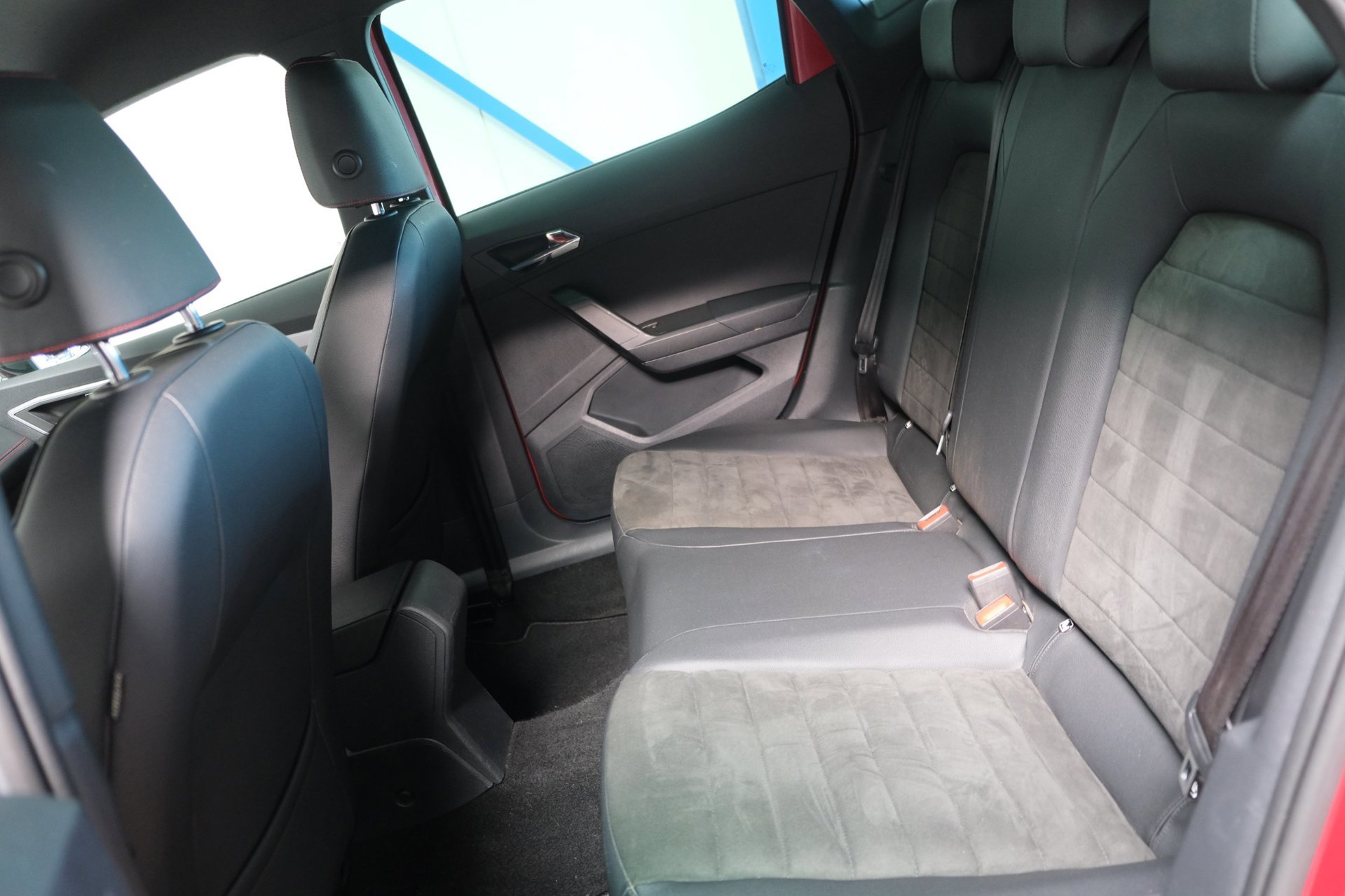 Seat Arona 1.0 TSI FR Business Intense (2021), foto 9