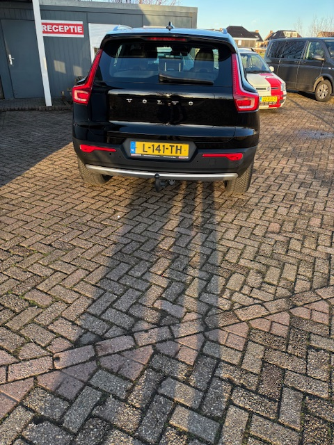 Volvo XC40 1.5 T3 Momentum (2018), foto 4