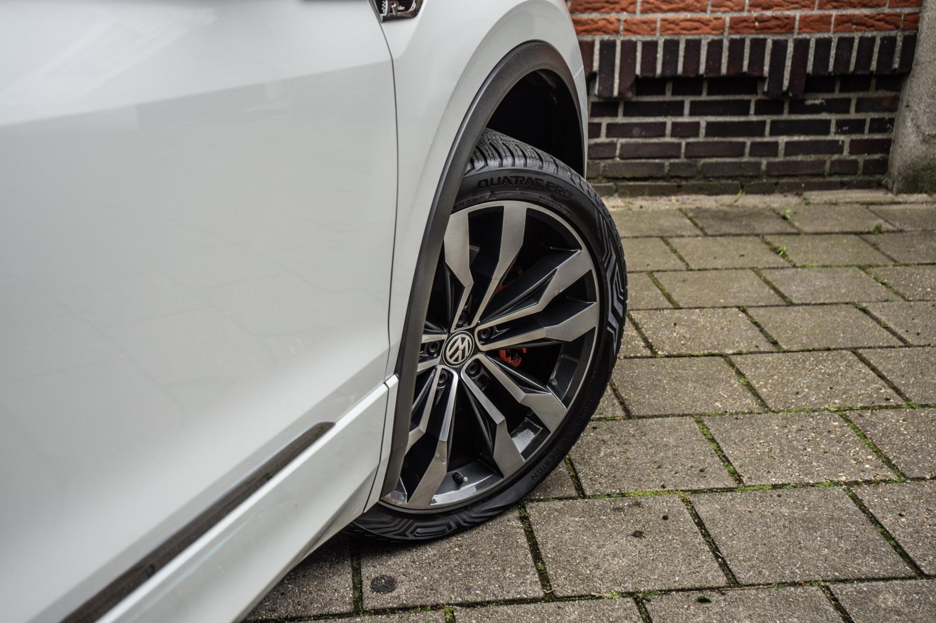 Volkswagen Tiguan 2.0 TSI 220PK 4Motion R-Line (2017), foto 11