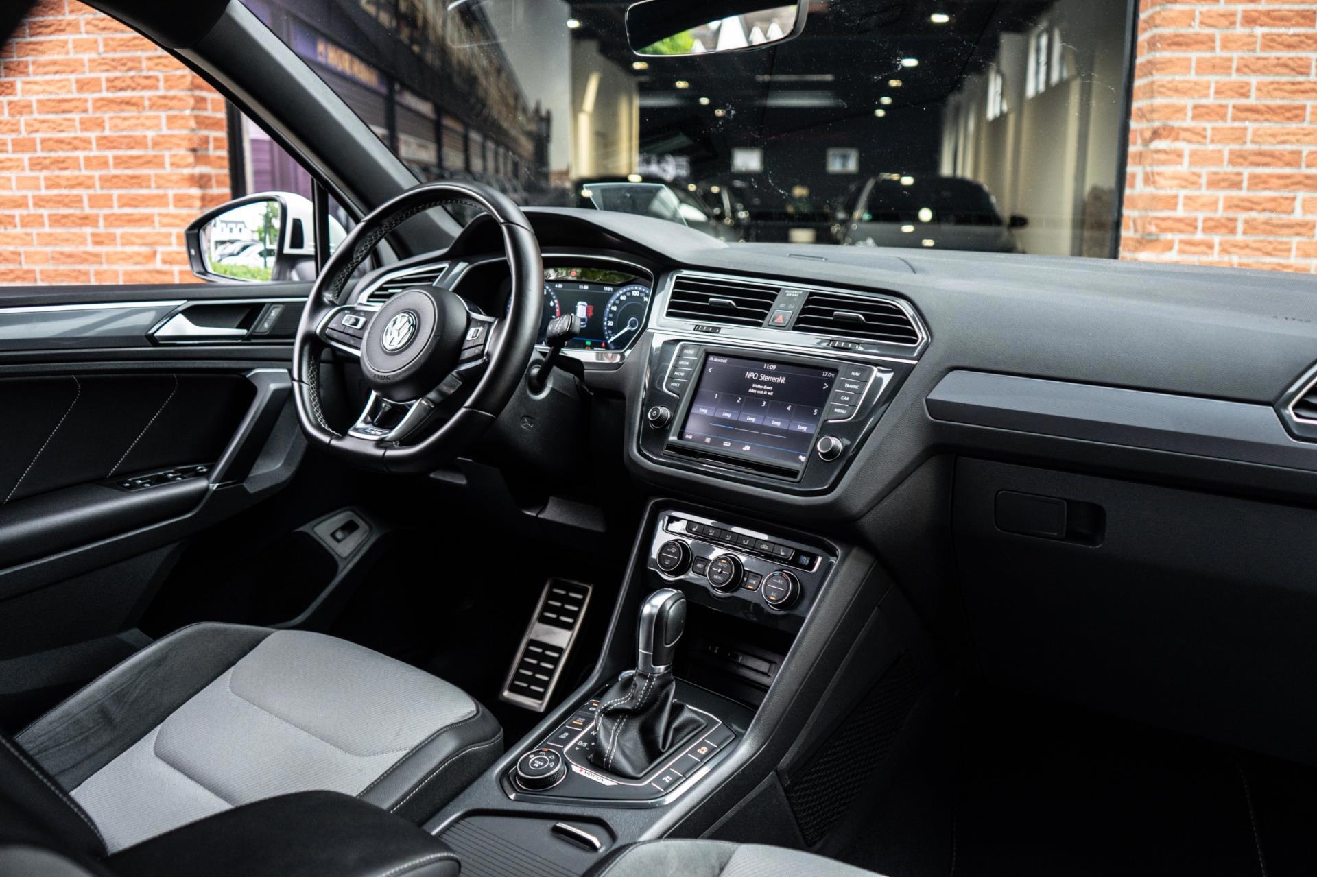 Volkswagen Tiguan 2.0 TSI 220PK 4Motion R-Line (2017), foto 13
