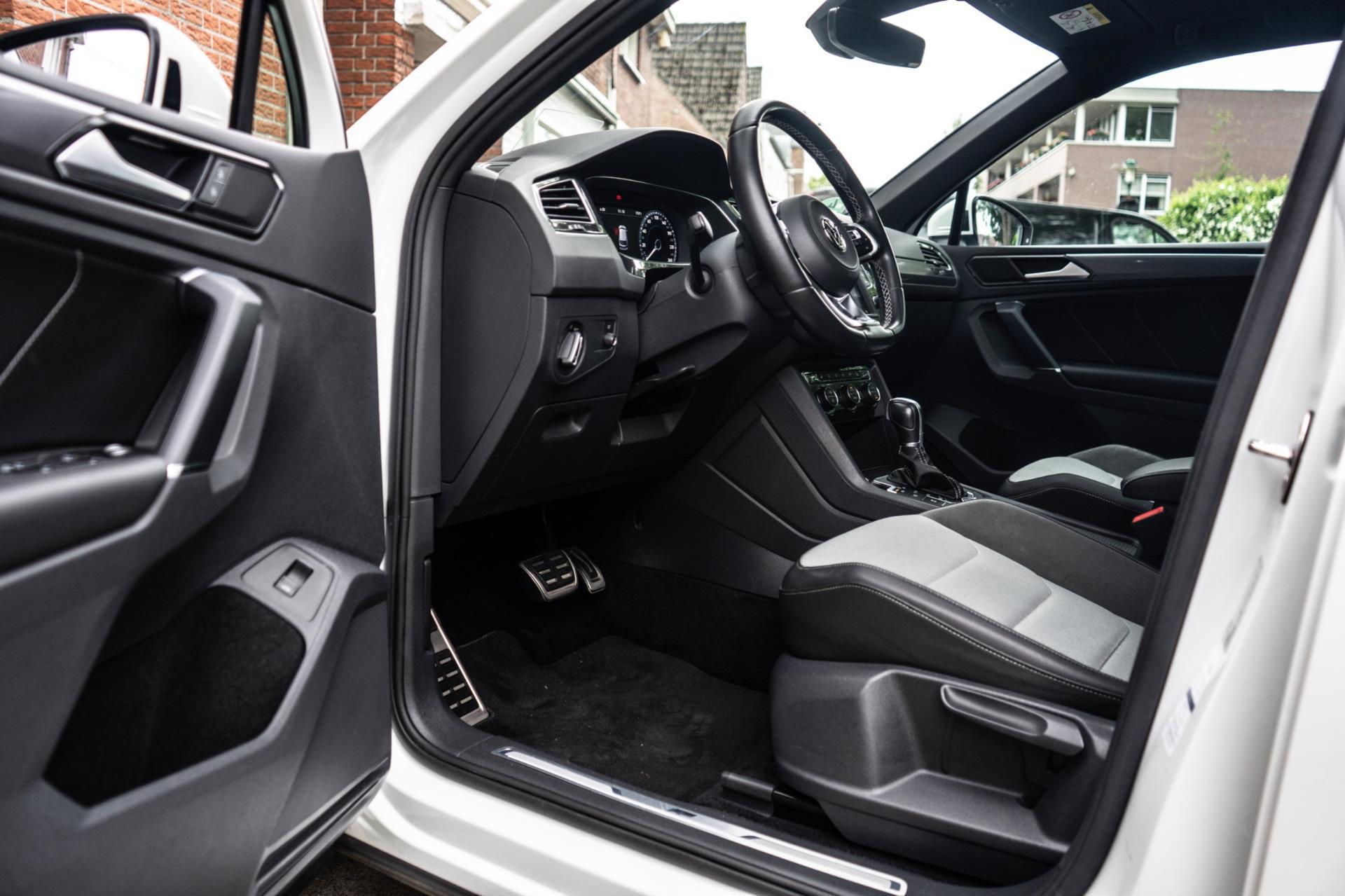 Volkswagen Tiguan 2.0 TSI 220PK 4Motion R-Line (2017), foto 15