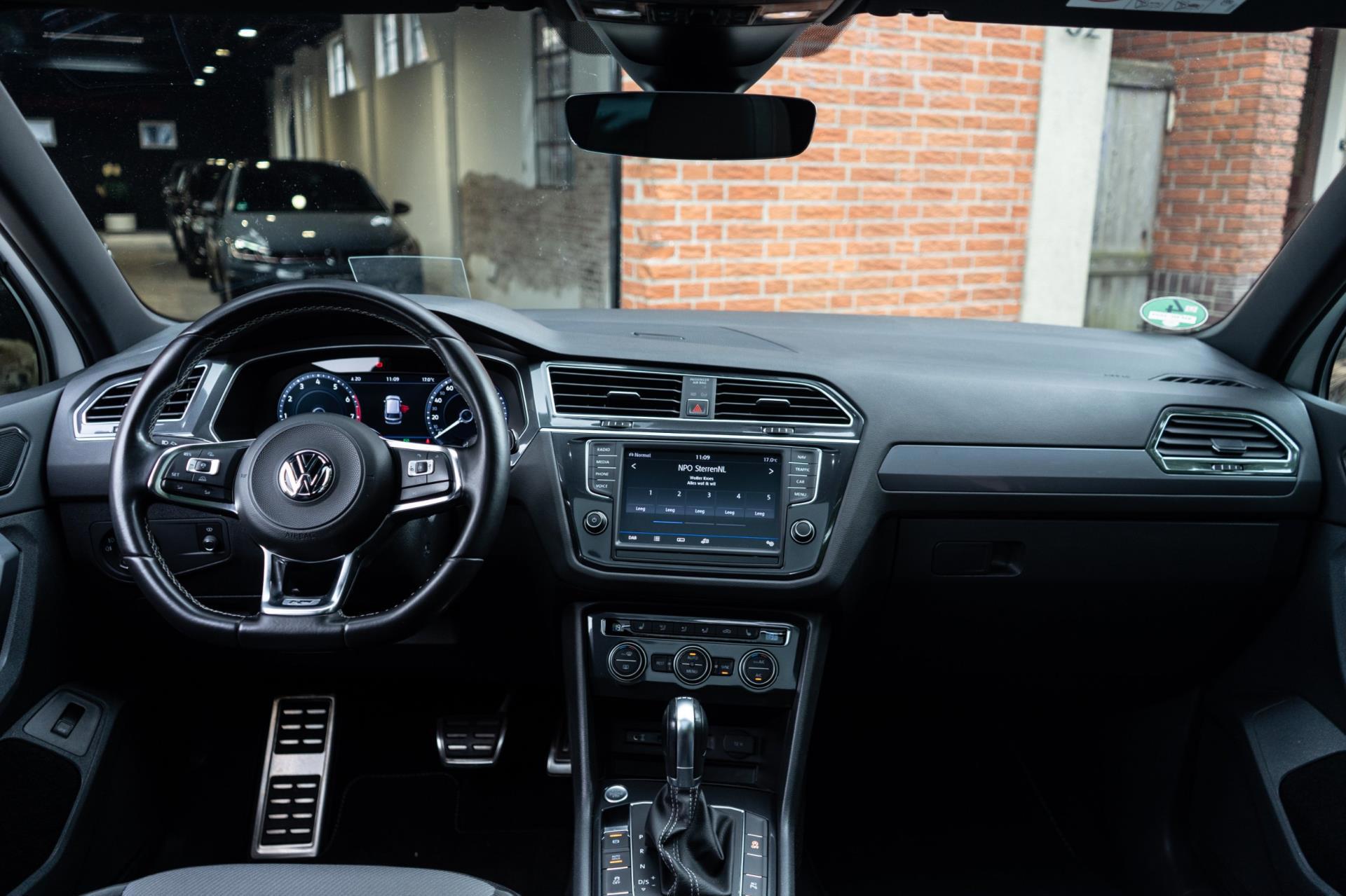 Volkswagen Tiguan 2.0 TSI 220PK 4Motion R-Line (2017), foto 3