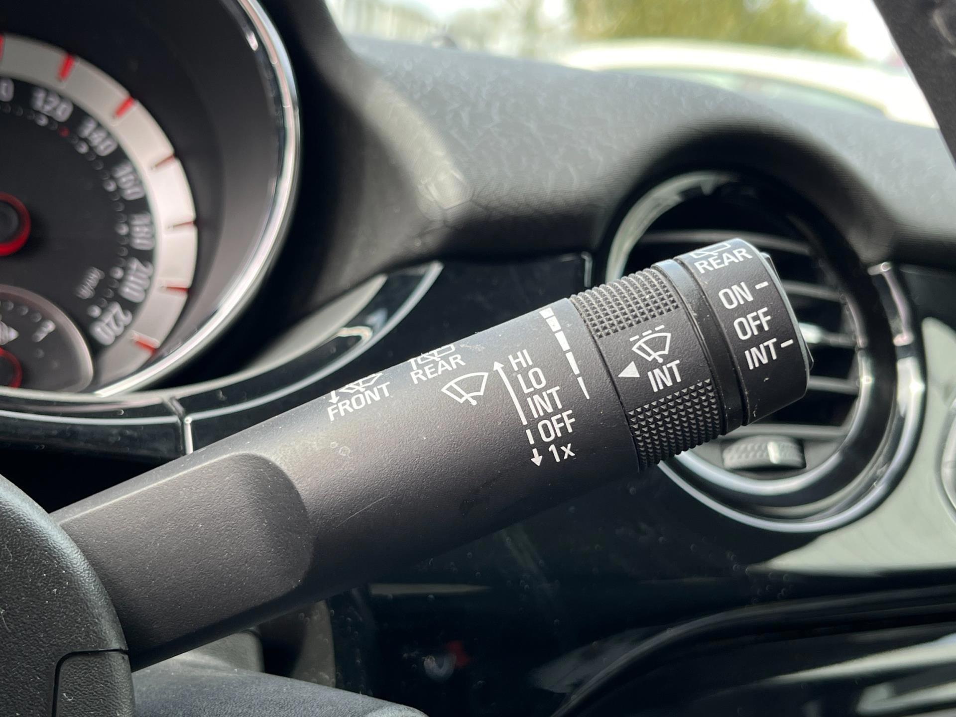 Opel Adam 1.4 Glam (2018), foto 15