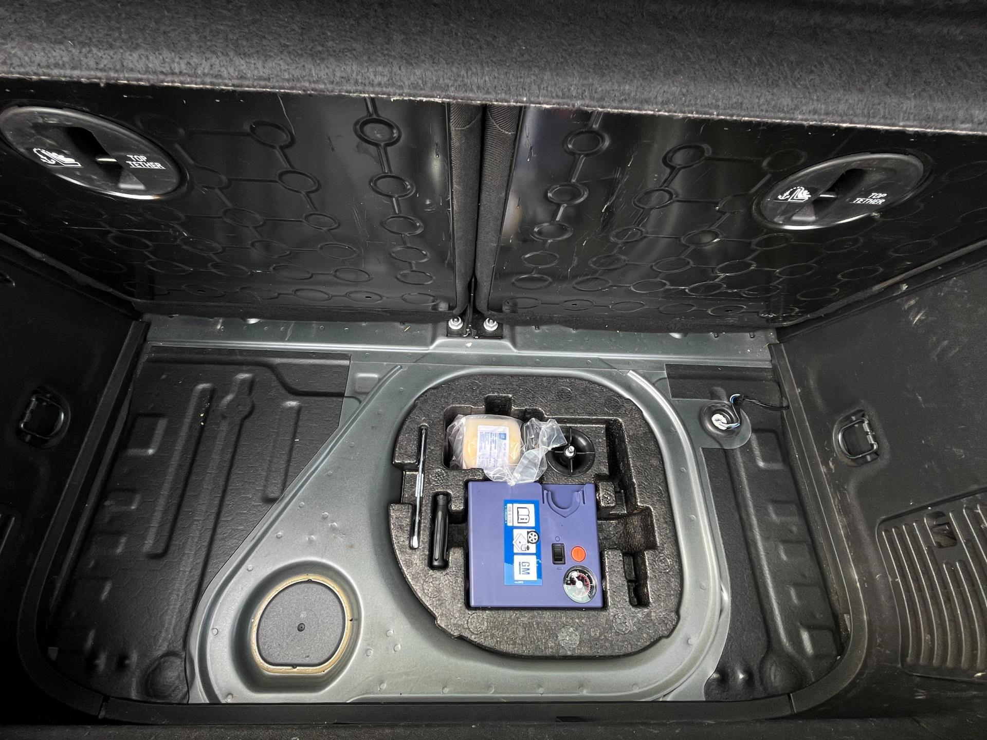 Opel Adam 1.4 Glam (2018), foto 30