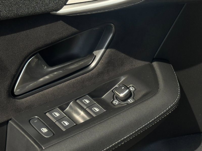 Opel Grandland 1.6 Turbo Plug-in-Hybrid Business Edition (2026), foto 11