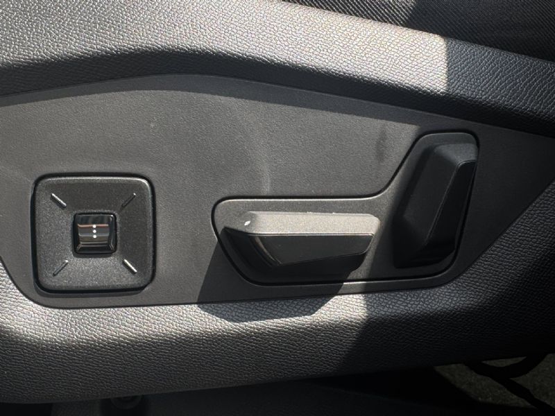 Opel Grandland 1.6 Turbo Plug-in-Hybrid Business Edition (2026), foto 14