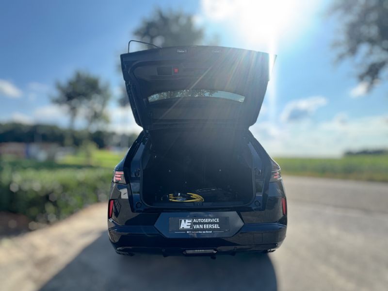 Opel Grandland 1.6 Turbo Plug-in-Hybrid Business Edition (2026), foto 42
