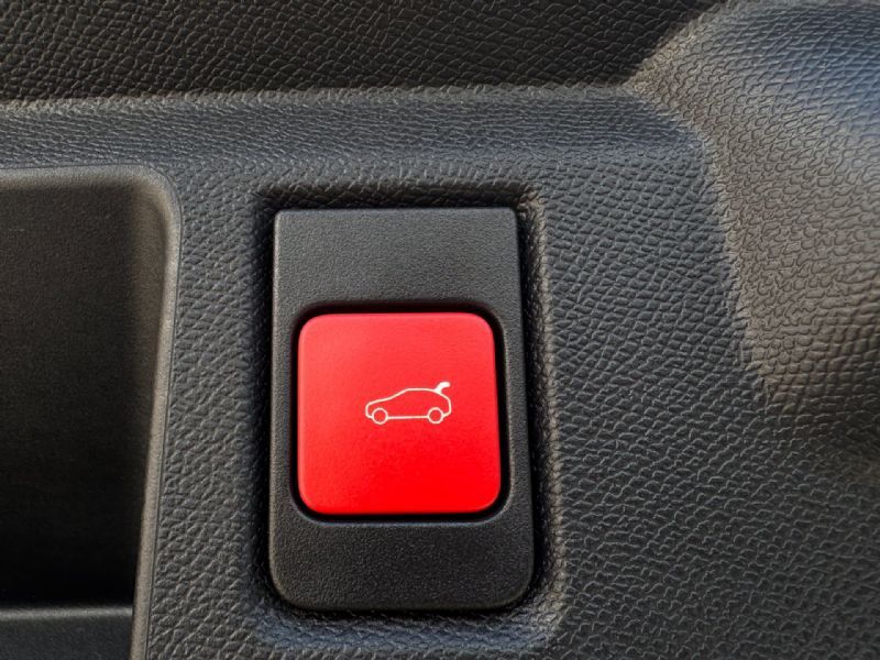 Opel Grandland 1.6 Turbo Plug-in-Hybrid Business Edition (2026), foto 46