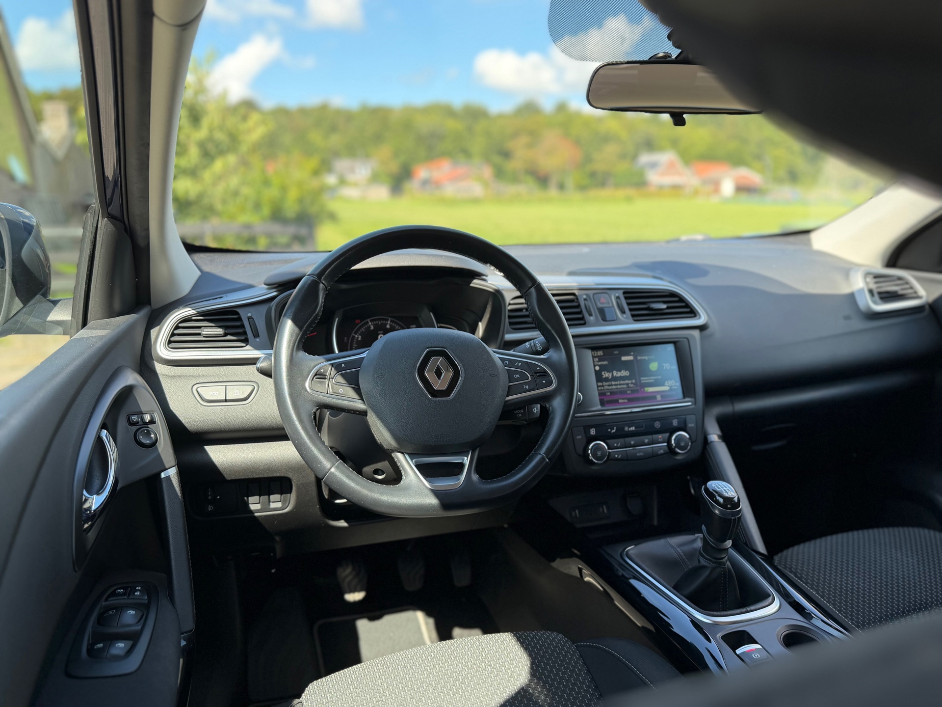 Renault Kadjar 1.2 TCe Limited (2017), foto 12
