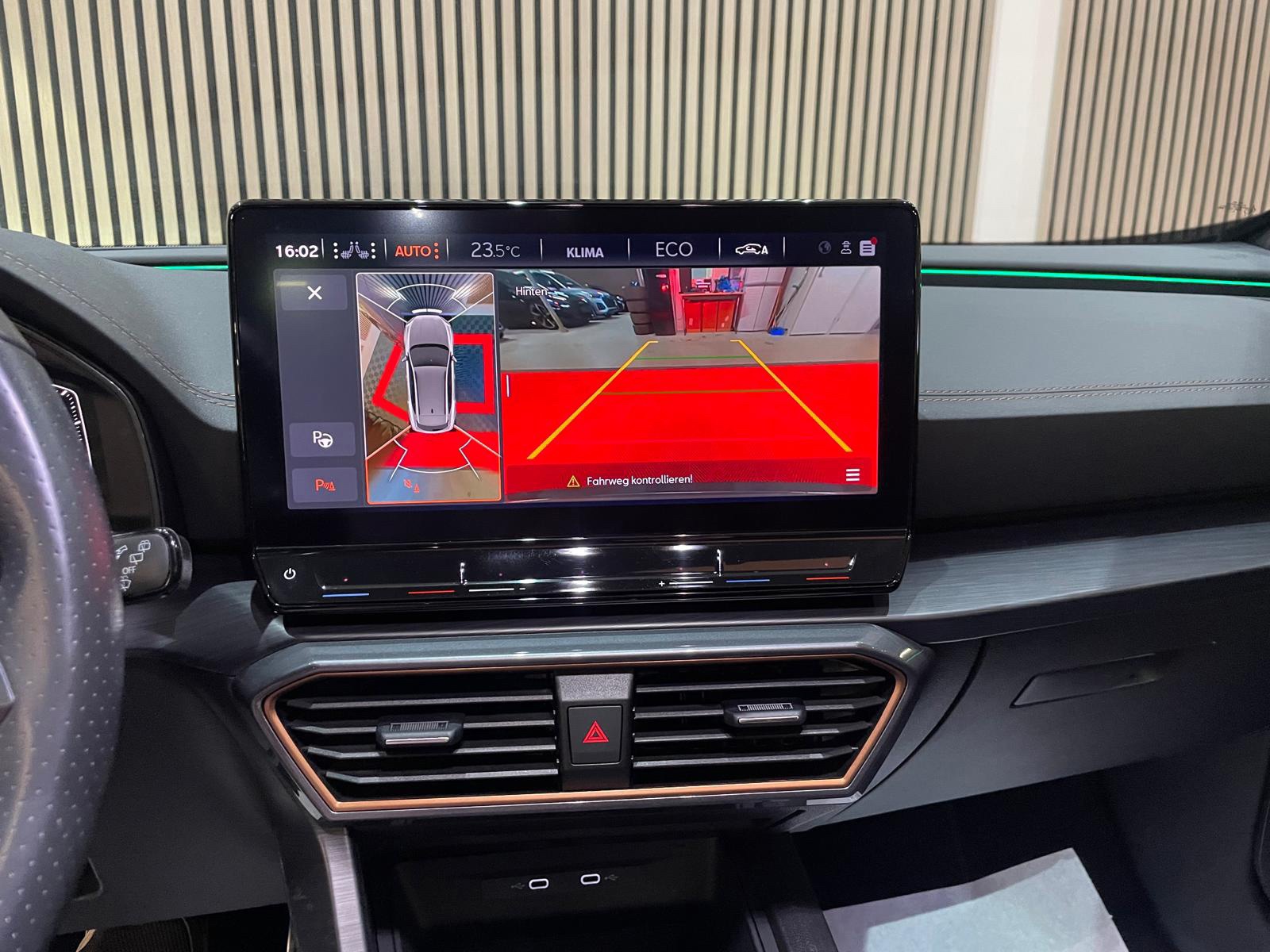 CUPRA Formentor 1.4 e-Hybrid VZ Copper Edition (2022), foto 22