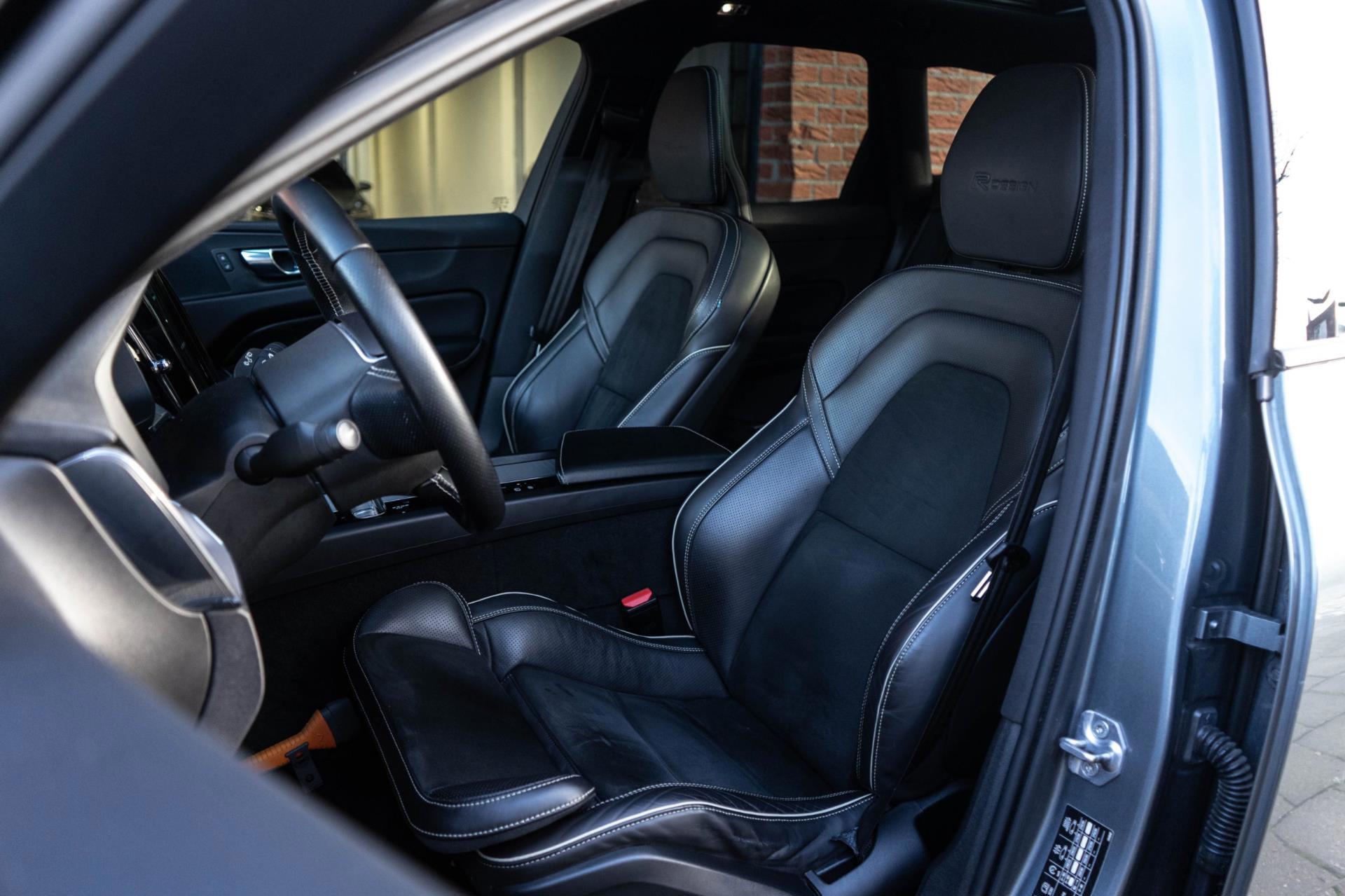 Volvo XC60 390PK T8 Twin Engine AWD R-Design (2018), foto 12