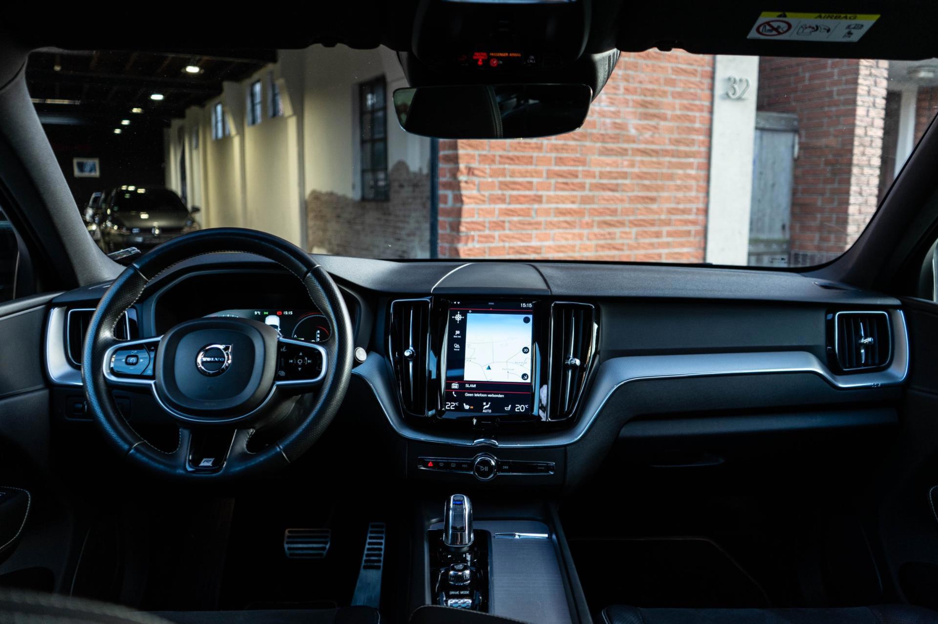 Volvo XC60 390PK T8 Twin Engine AWD R-Design (2018), foto 14