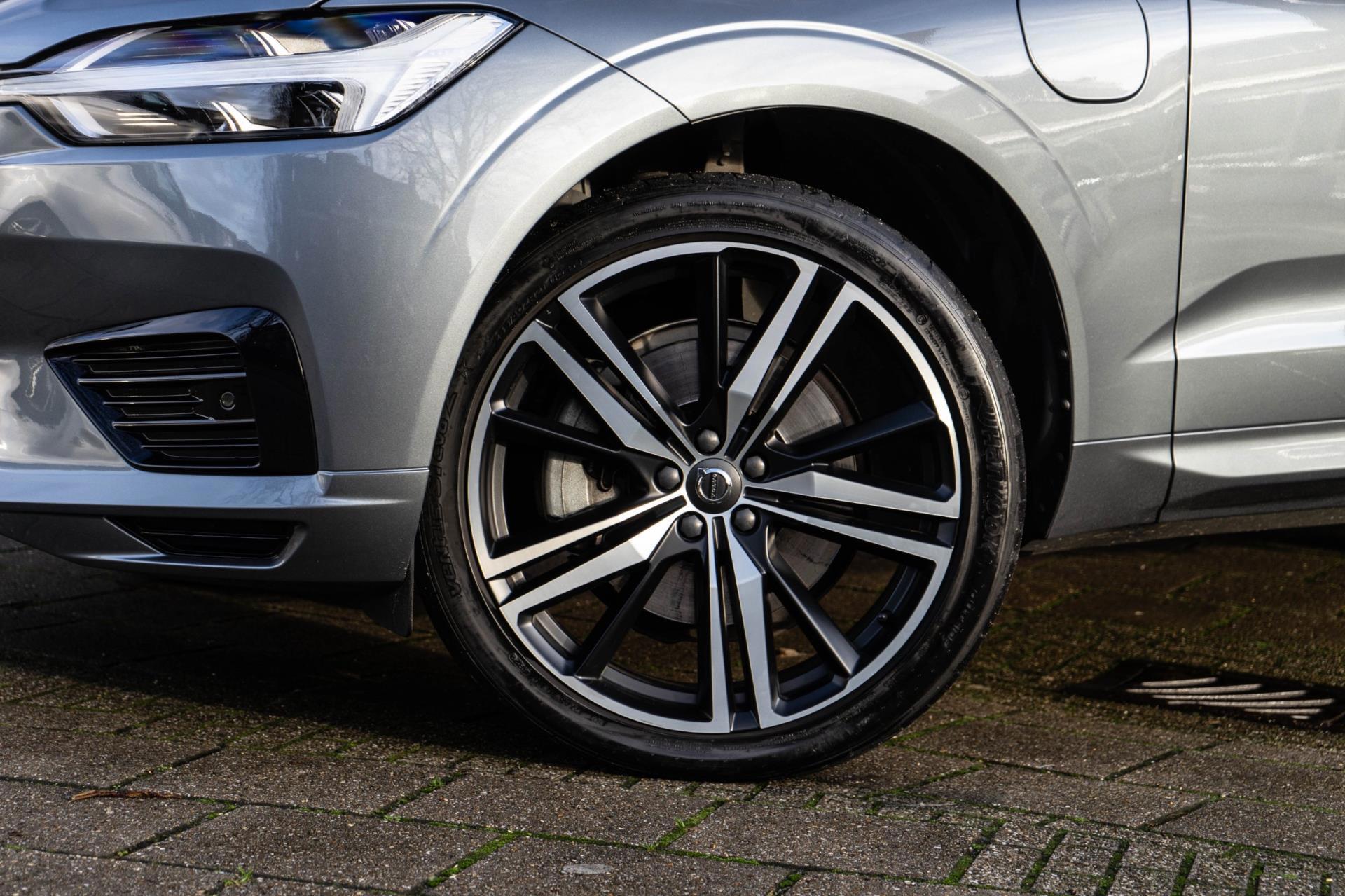 Volvo XC60 390PK T8 Twin Engine AWD R-Design (2018), foto 3
