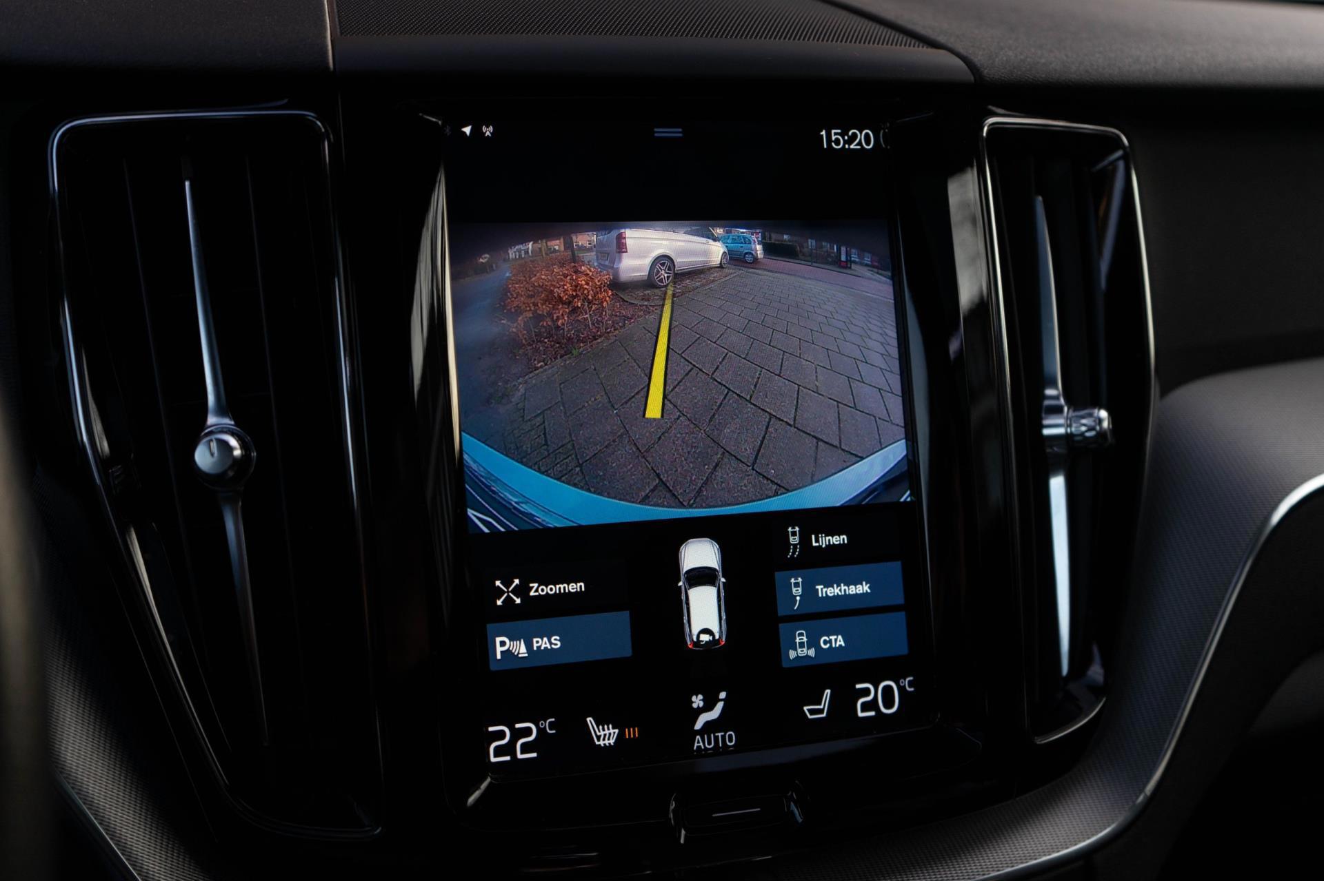 Volvo XC60 390PK T8 Twin Engine AWD R-Design (2018), foto 21