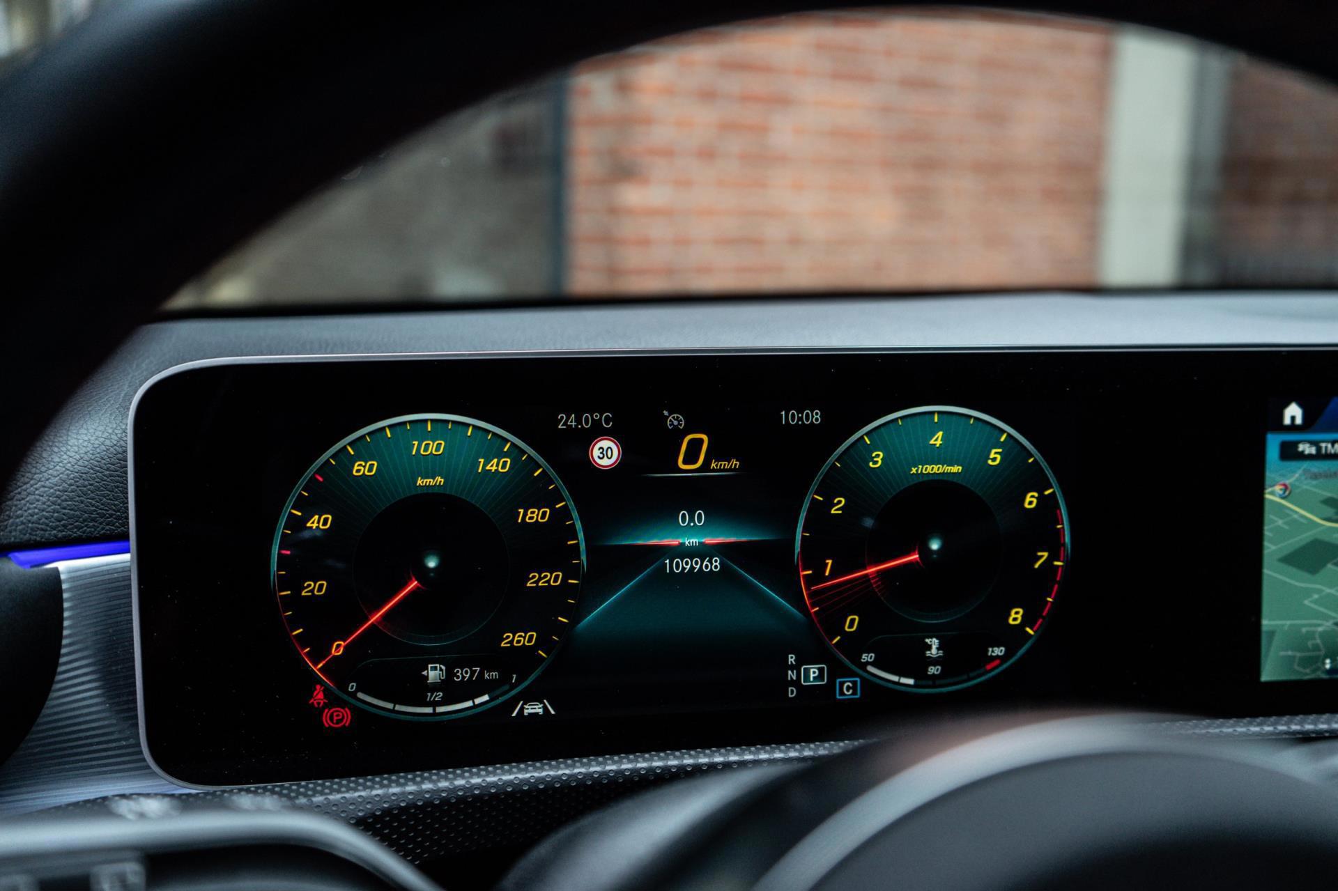 Mercedes-Benz A-klasse 200 AMG Line (2018), foto 19