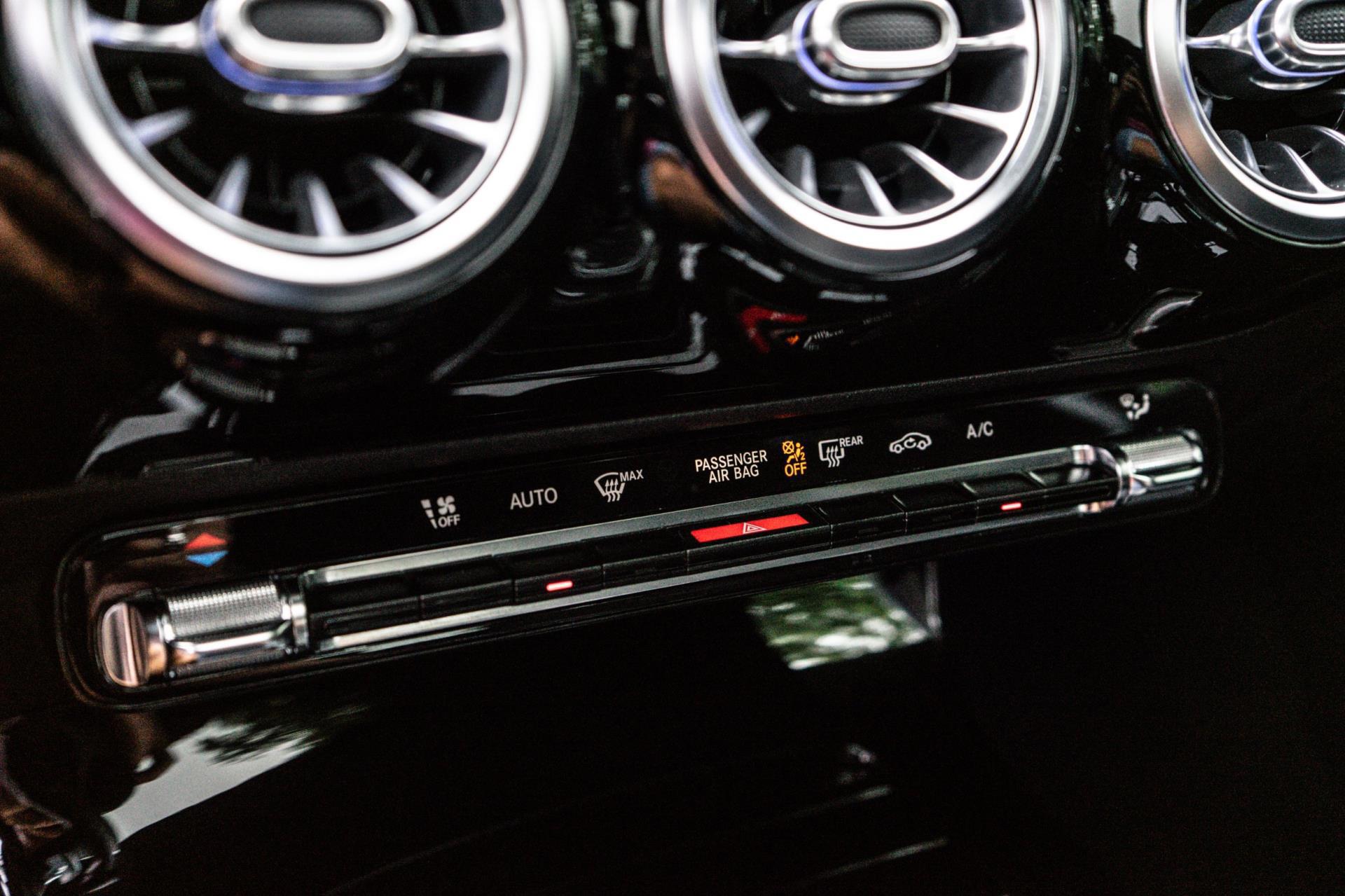 Mercedes-Benz A-klasse 200 AMG Line (2018), foto 26