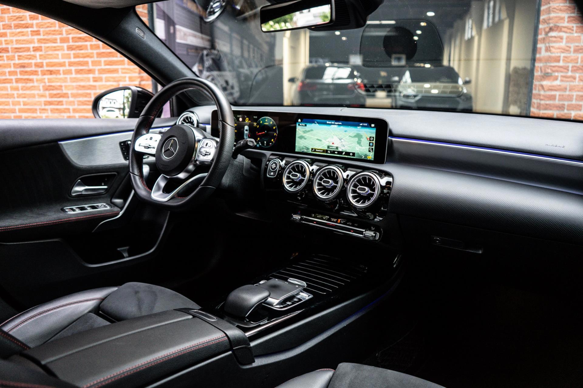 Mercedes-Benz A-klasse 200 AMG Line (2018), foto 5