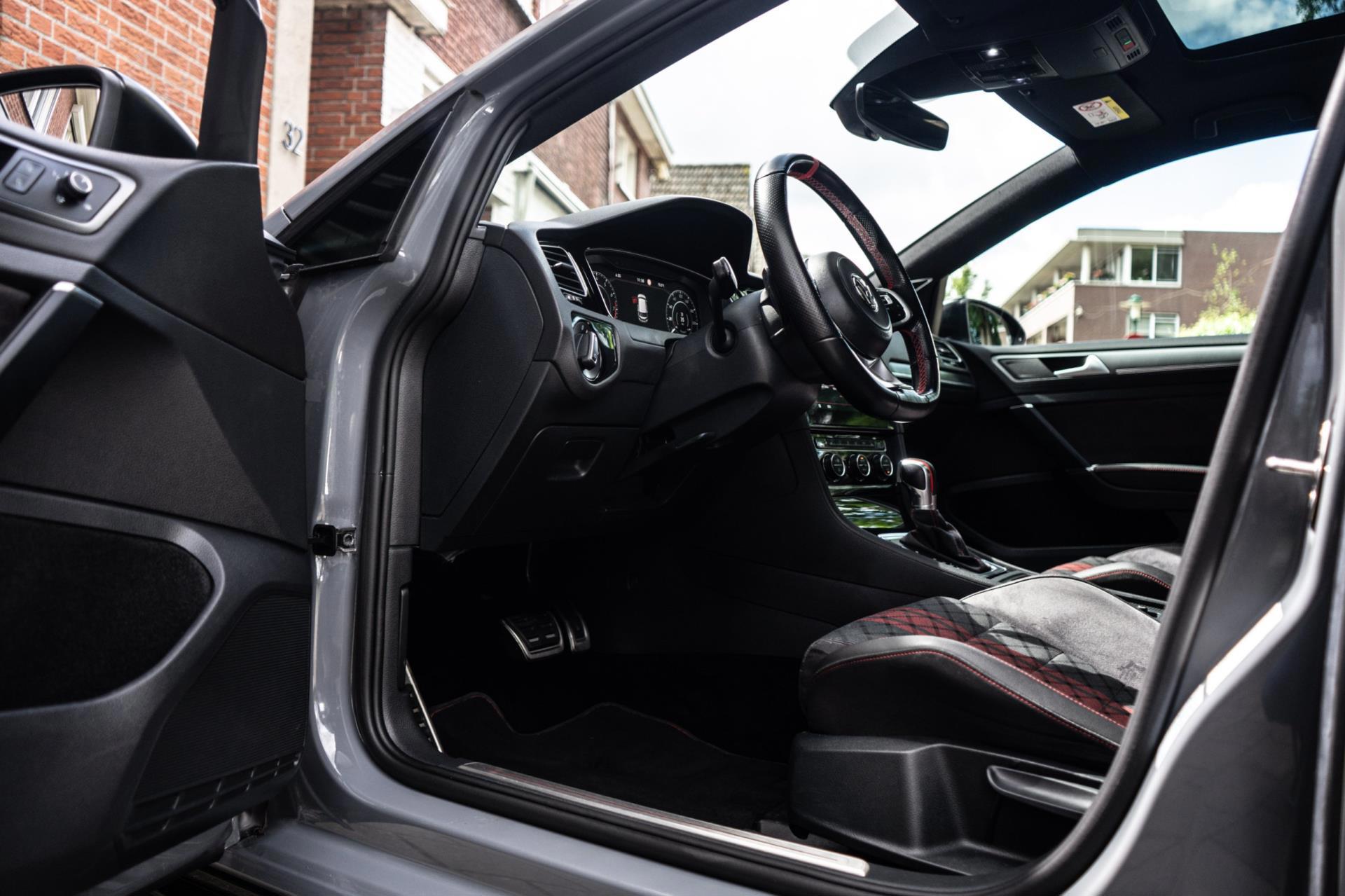 Volkswagen Golf 2.0 TSI GTI TCR 290PK (2019), foto 18