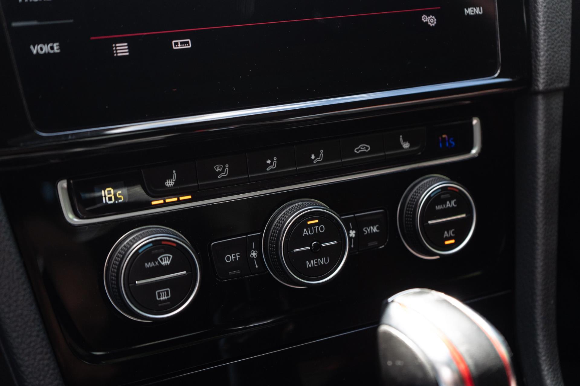 Volkswagen Golf 2.0 TSI GTI TCR 290PK (2019), foto 30