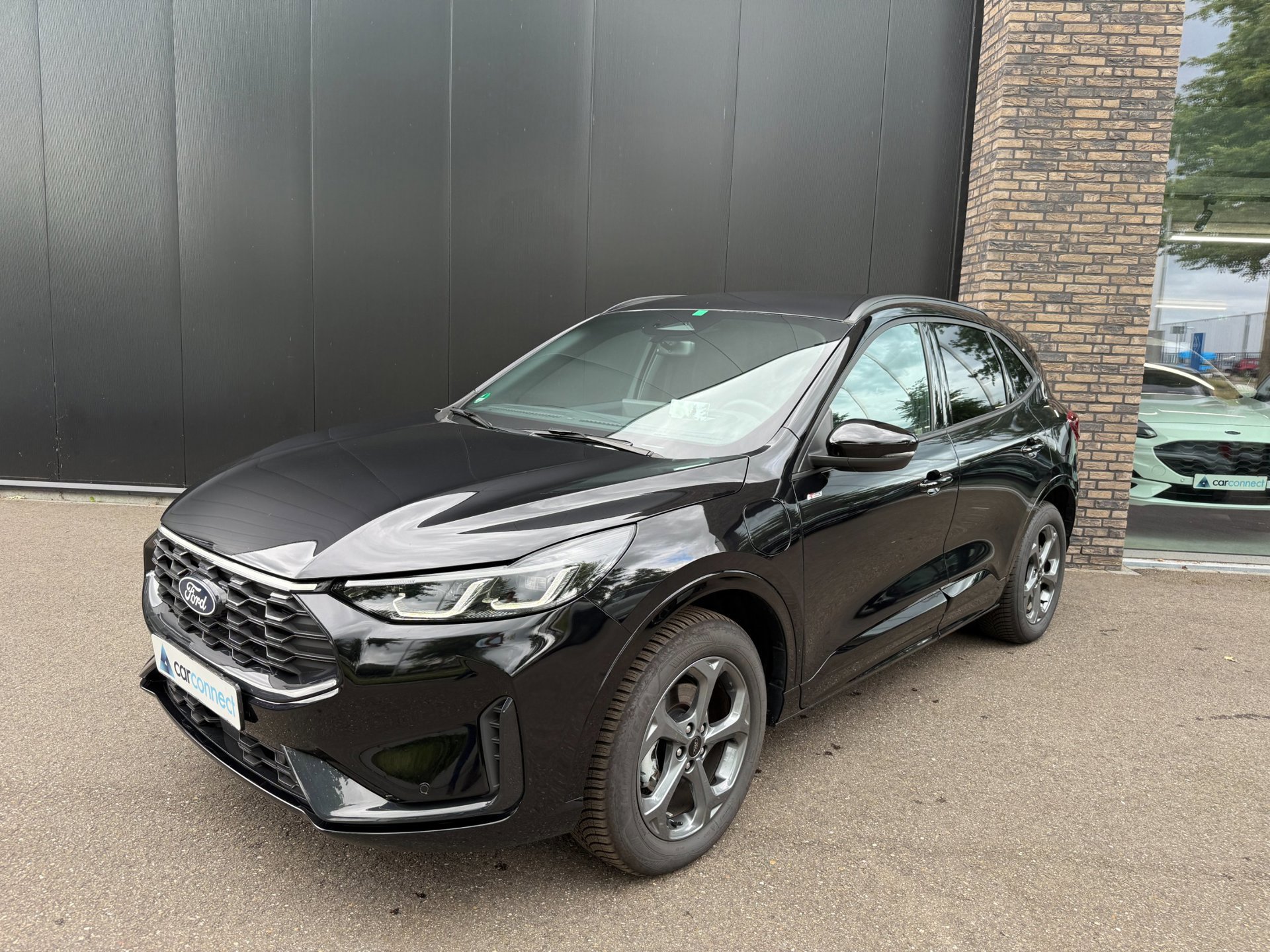 Ford Kuga 2.5 PHEV ST-Line Winter (2025), foto 1