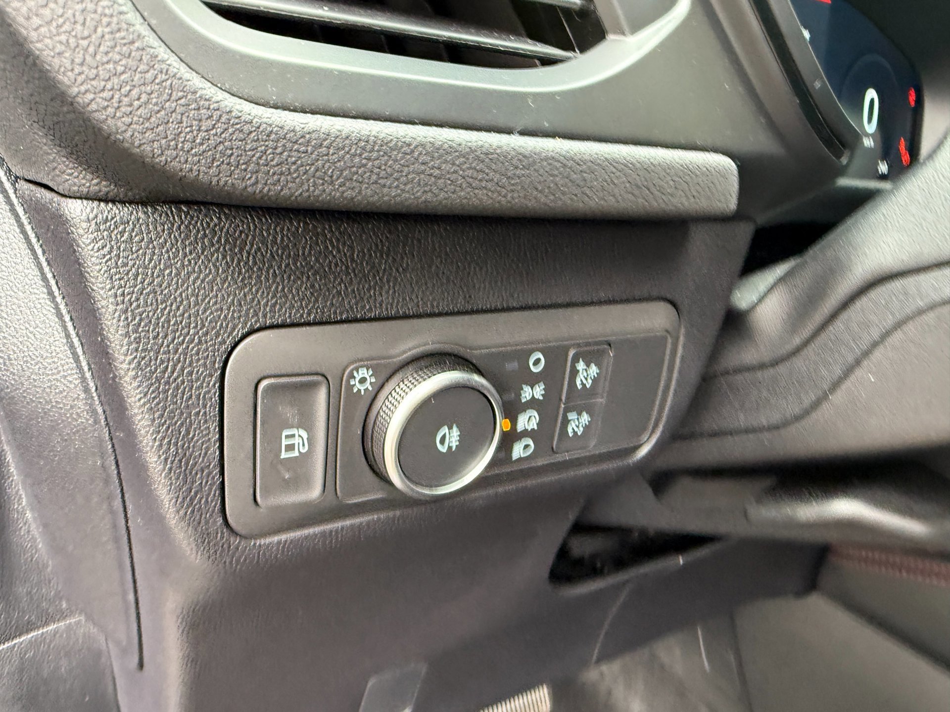 Ford Kuga 2.5 PHEV ST-Line Winter (2025), foto 12