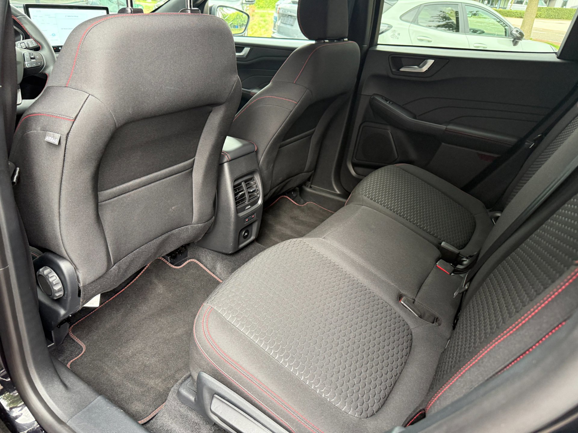 Ford Kuga 2.5 PHEV ST-Line Winter (2025), foto 27