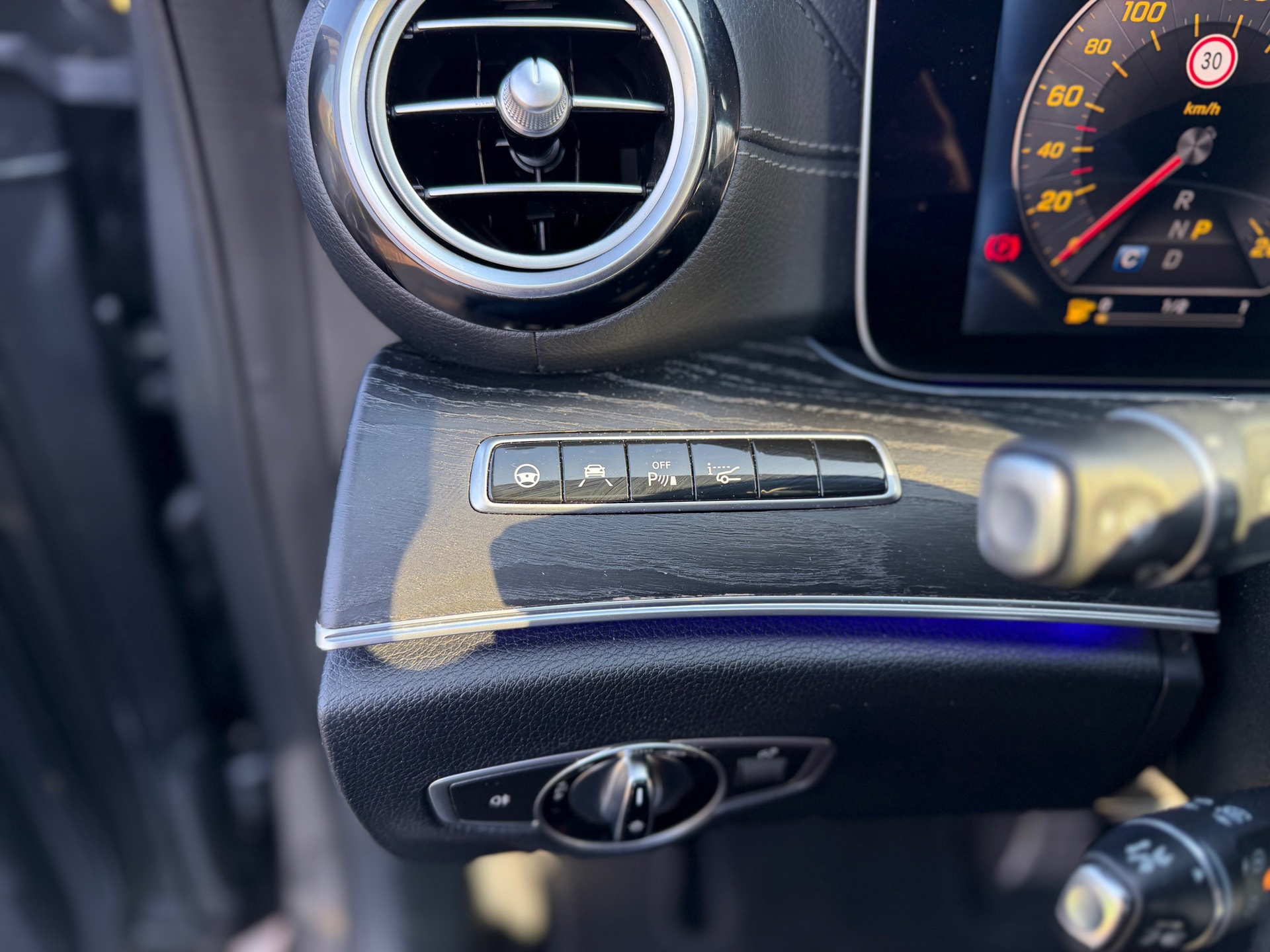 Mercedes-Benz E-klasse 350 d Prestige (2016), foto 22