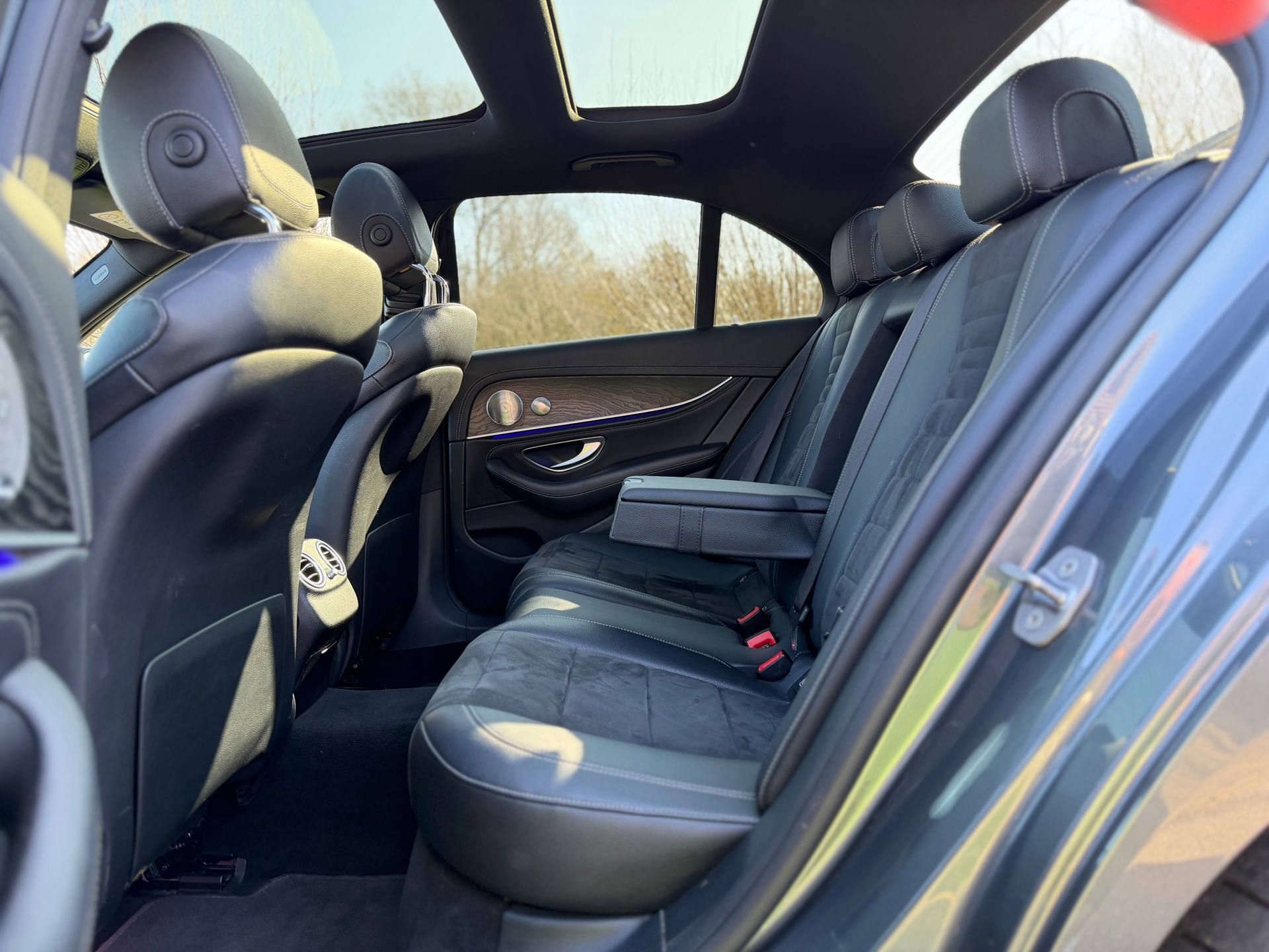 Mercedes-Benz E-klasse 350 d Prestige (2016), foto 30