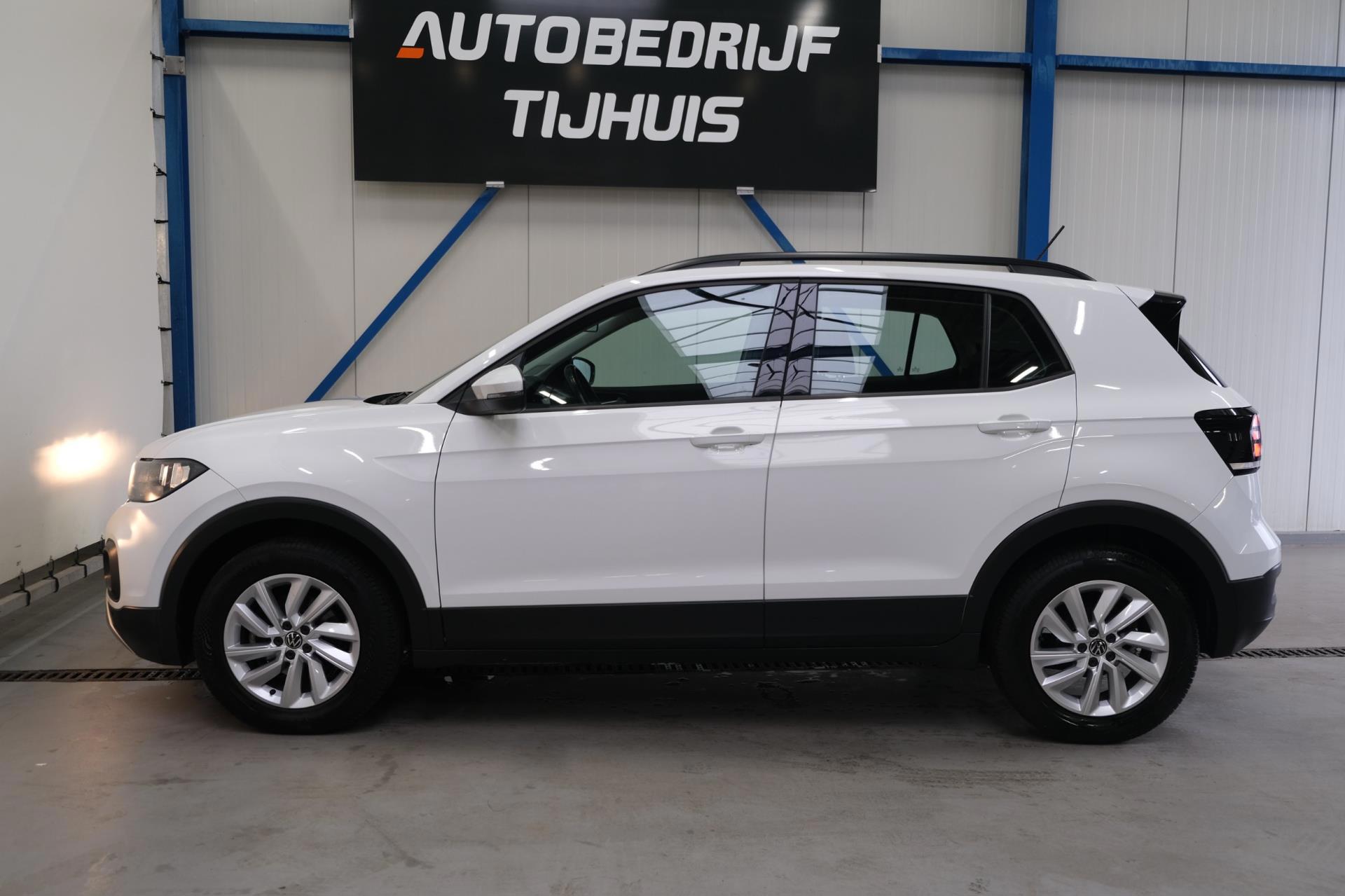 Volkswagen T-Cross 1.0 TSI Life (2021), foto 5