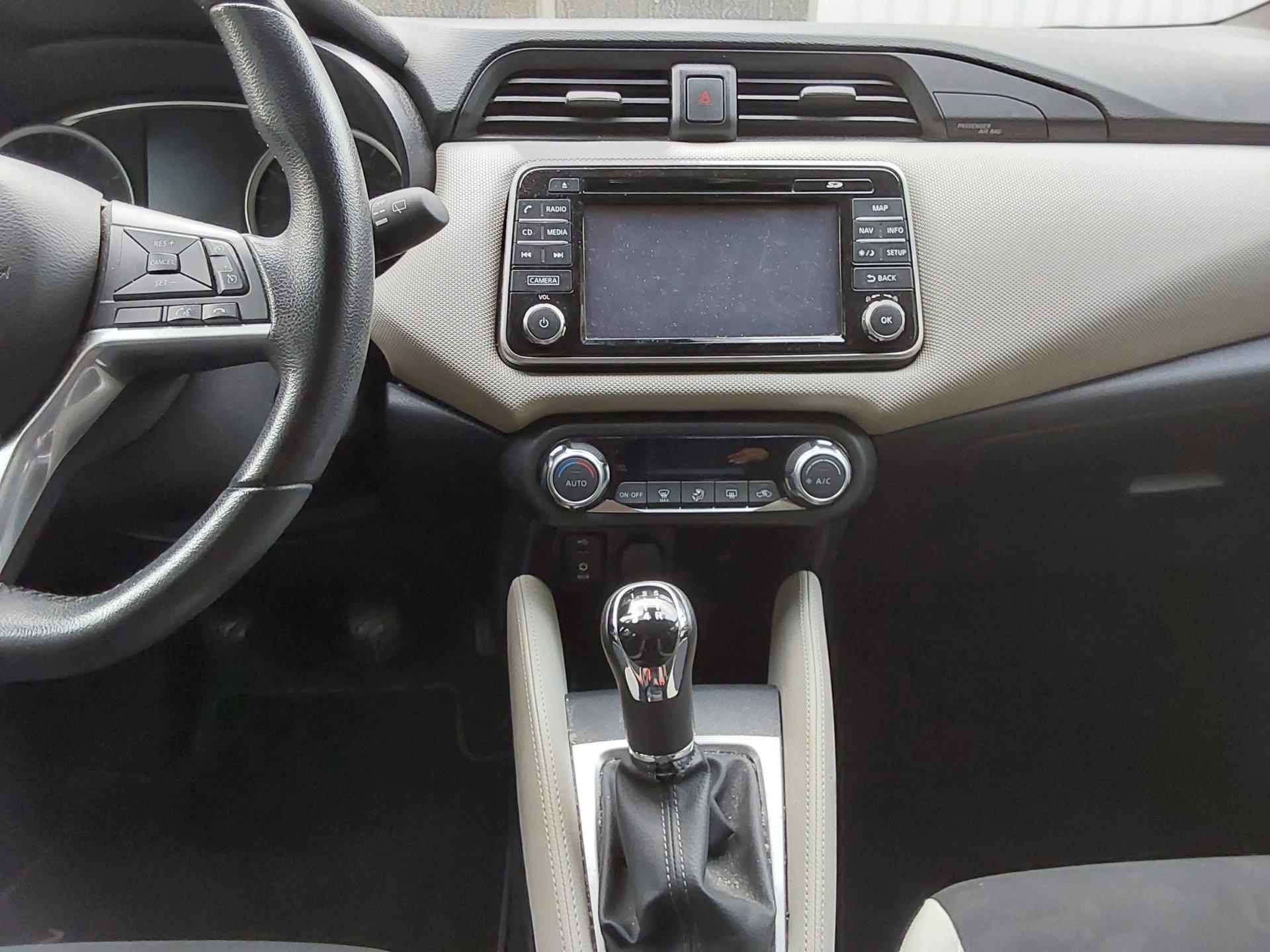 Nissan Micra 0.9 IG-T Business Edition (2018), foto 10